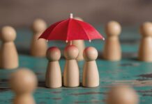 ‘Heb ik voldoende gehandeld?’ drie pionnen onder een parapluutje